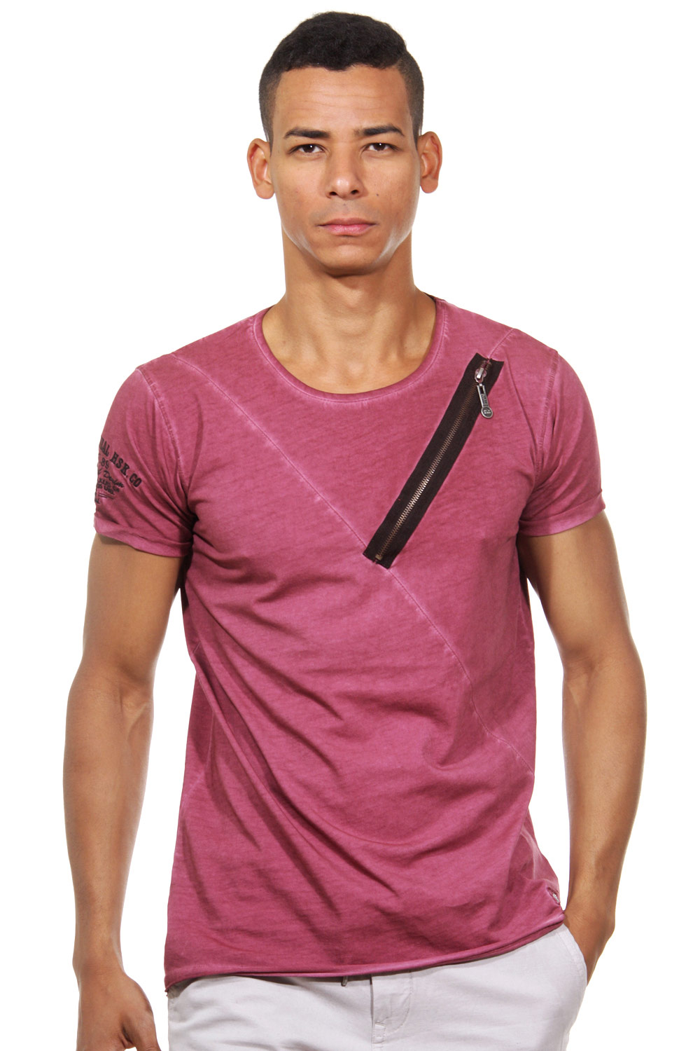 R-NEAL t-shirt r-neck slim fit at oboy.com