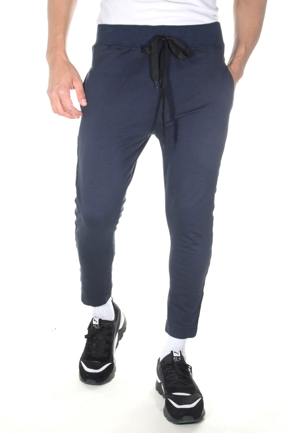 FIYASKO sweatpants at oboy.com