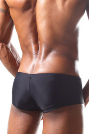 OBOY BEACH SPORT beach trunks at oboy.com