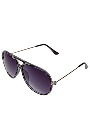 PIPEL by TANAMY sun glasses at oboy.com