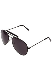 QWIN by TANAMY sun glasses at oboy.com