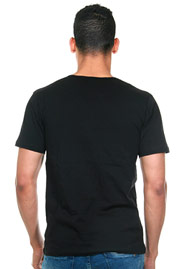 DOREANSE V-T-shirt at oboy.com