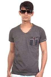 R-NEAL t-shirt v-neck slim fit at oboy.com
