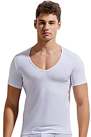 GAUVINE V shirt at oboy.com