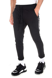 FIYASKO sweatpants at oboy.com